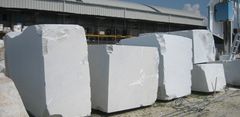white carrara 011.jpg